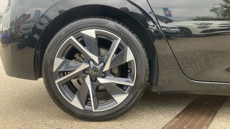 Peugeot 308 1.2 PureTech Allure Premium 5dr EAT8 Petrol Hatchback